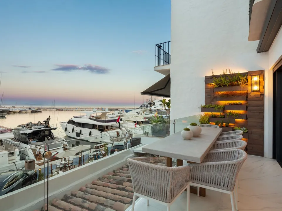Lejlighed i Puerto Banus, Malaga - foto 1