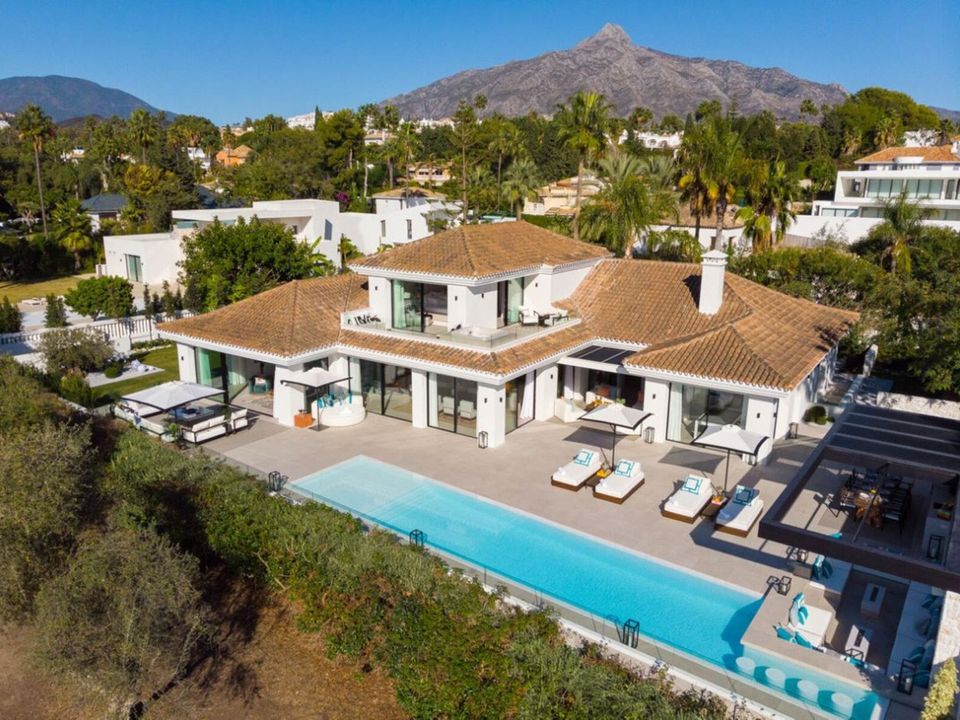 Villa i Nueva Andalucia, Malaga - foto 1