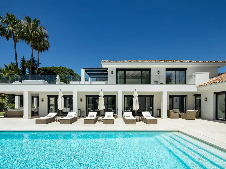 Villa i Nueva Andalucia, Malaga - foto 1