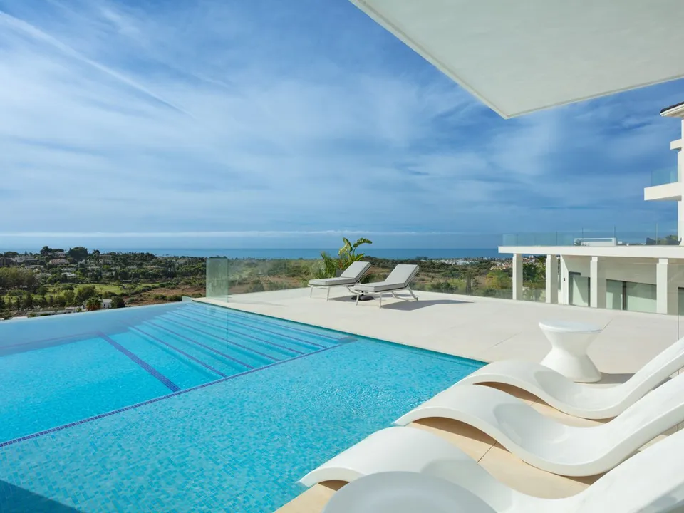 Villa i El Paraiso, Malaga - foto 2