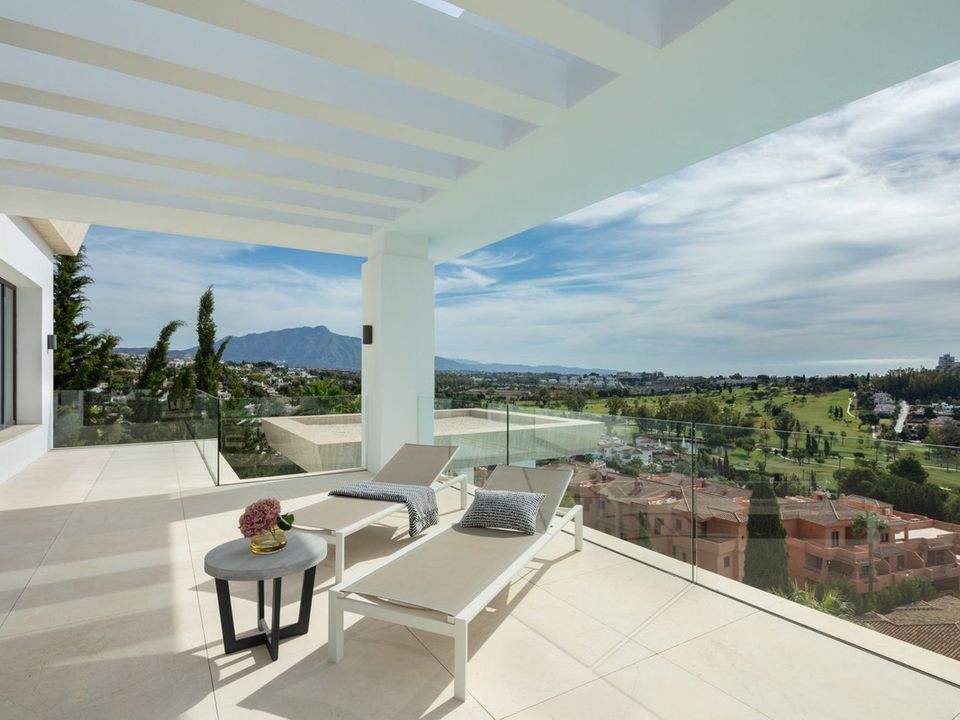 Villa i El Paraiso, Malaga - foto 3