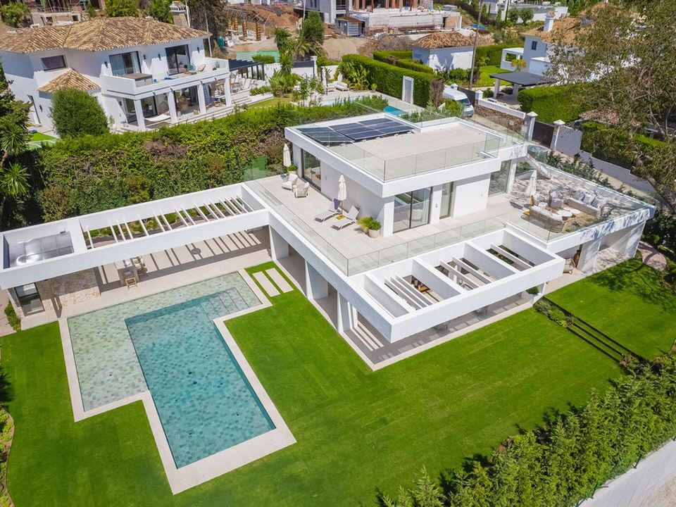 Villa i Nueva Andalucia, Malaga - foto 1