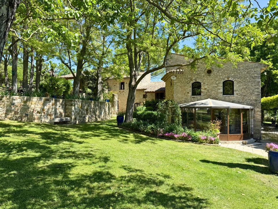Villa i Saint-Michel-L'Observatoire, Alpes-de-Haute-Provence - foto 2