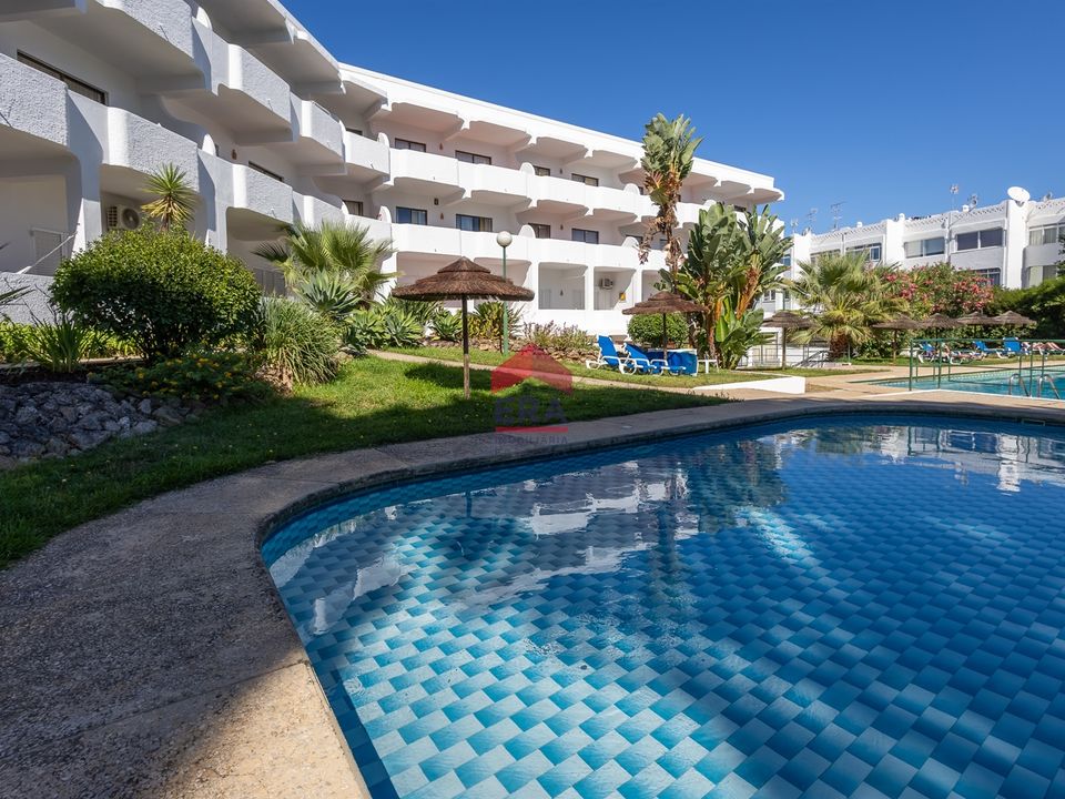 Apartment in Loule, Faro - photo 1