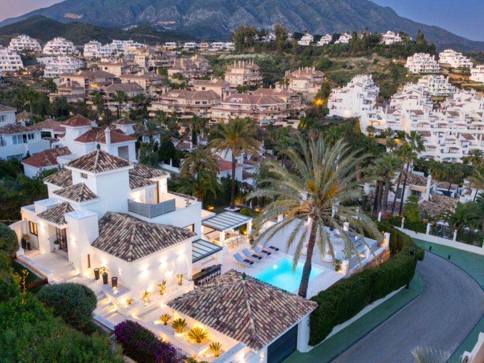 Villa i Nueva Andalucia, Malaga - foto 2