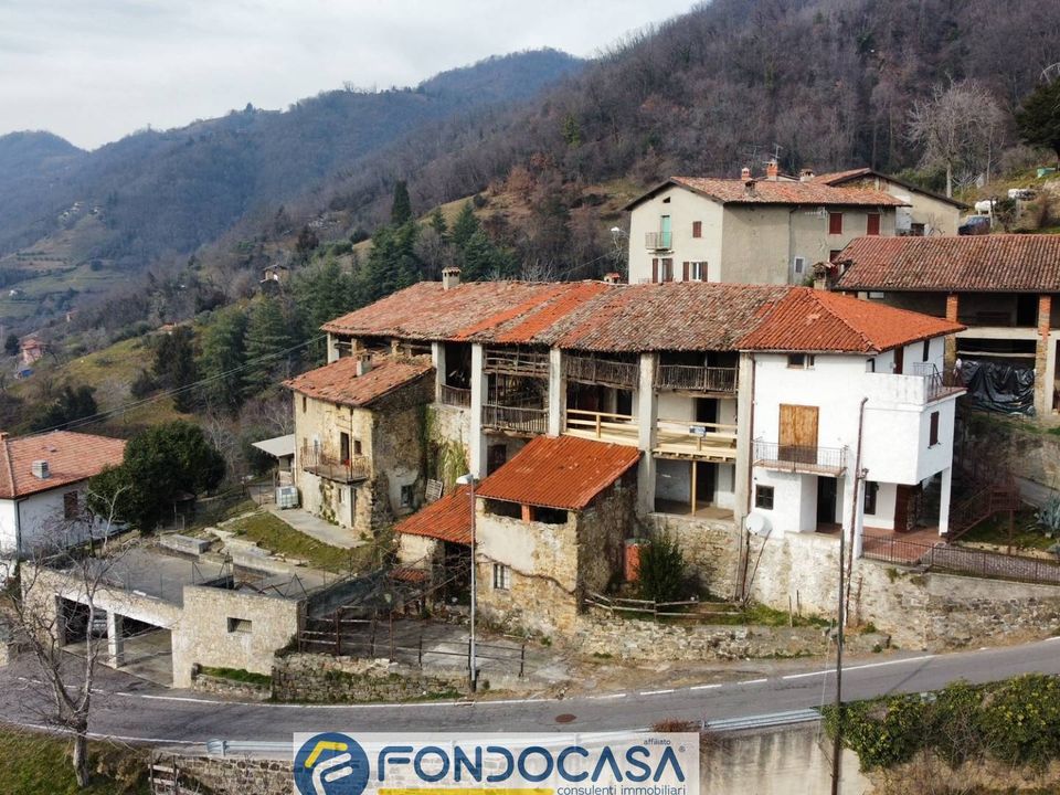 Landejendom i Adrara San Martino, Bergamo - foto 2