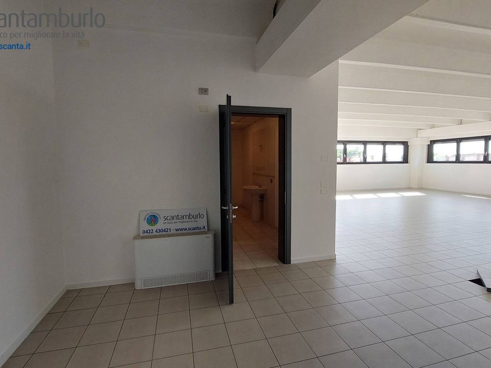 Erhvervsejendom i Treviso, Treviso - foto 4
