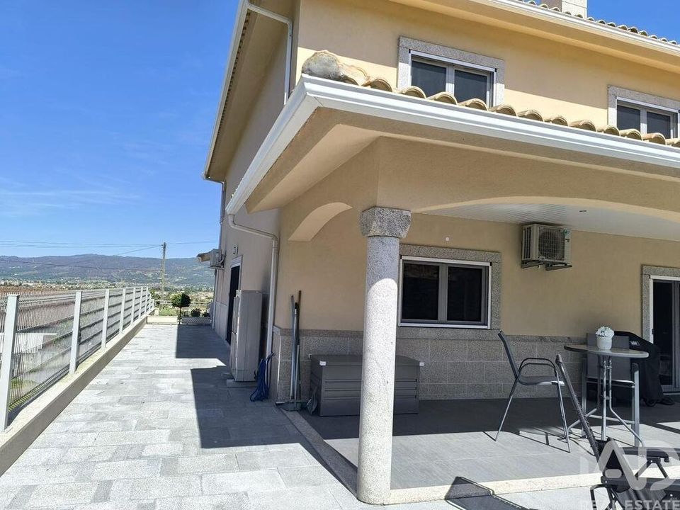 Dom szeregowy: Chaves, Vila Real – zdjęcie 2