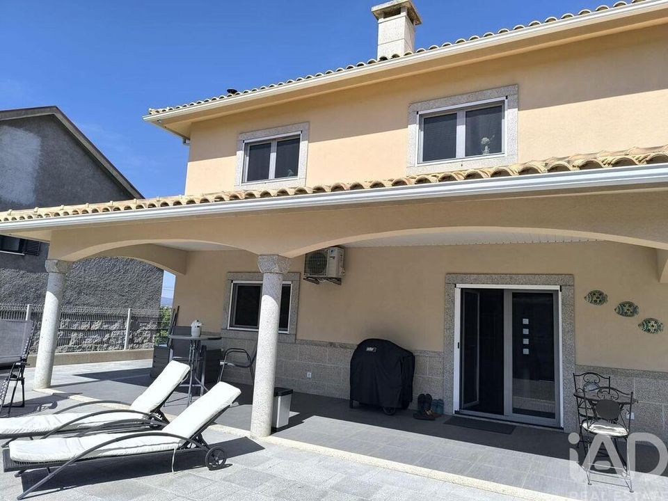 Dom szeregowy: Chaves, Vila Real – zdjęcie 1