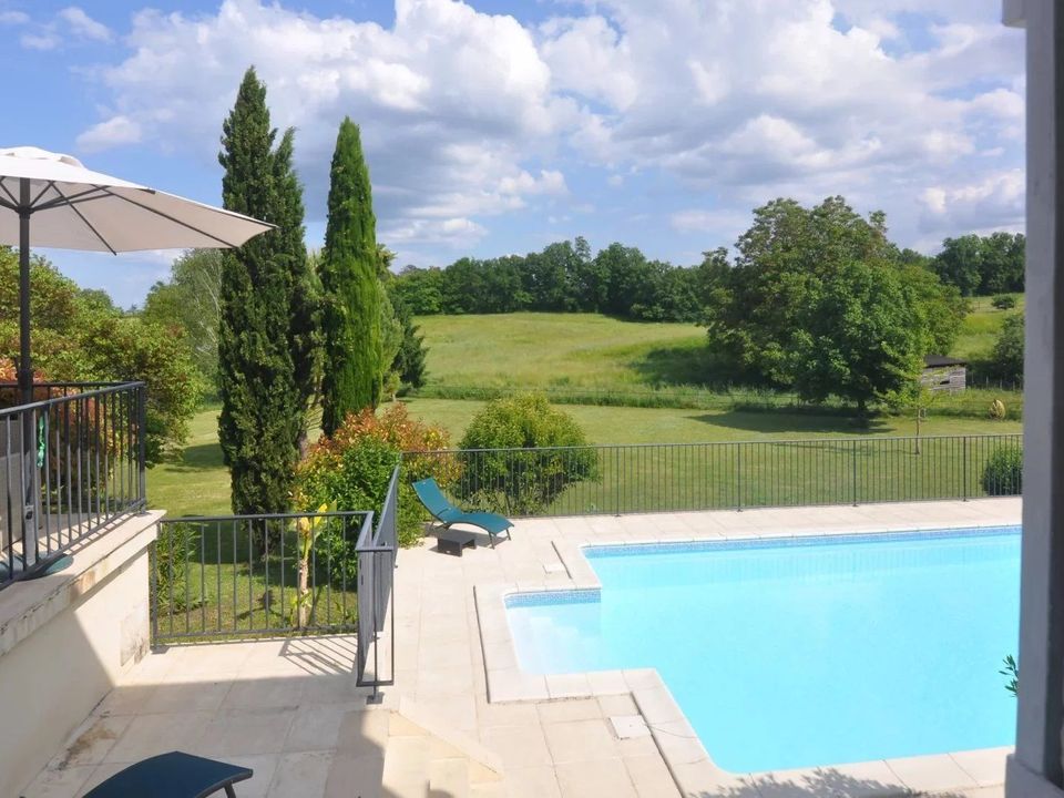 Villa i Aubeterre-sur-Dronne, Charente - foto 2