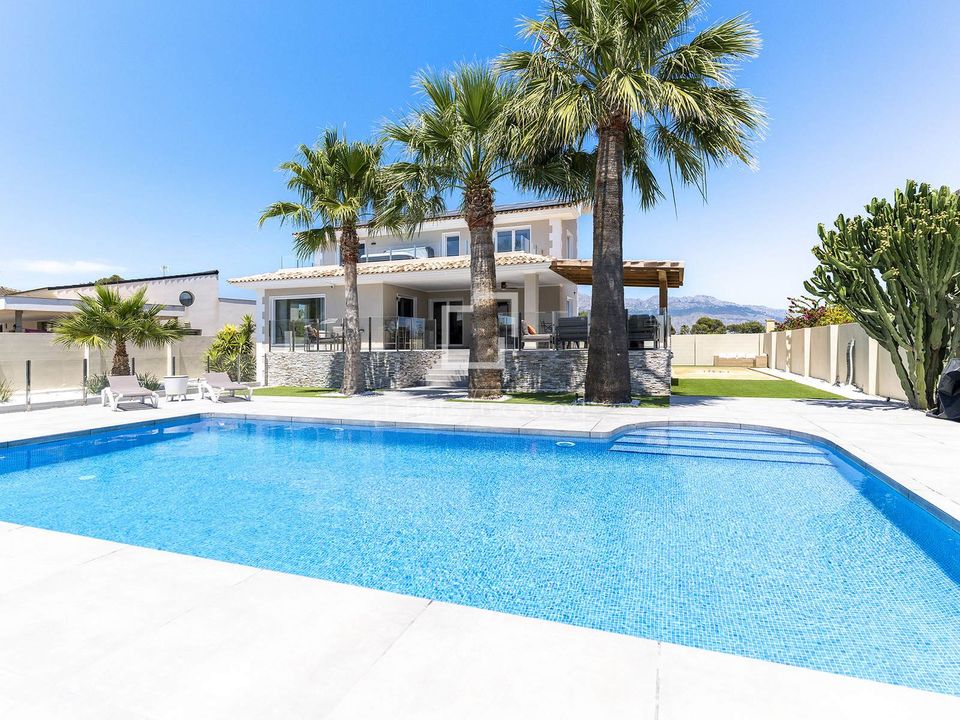 Villa i Alfaz del Pi, Alicante - foto 2