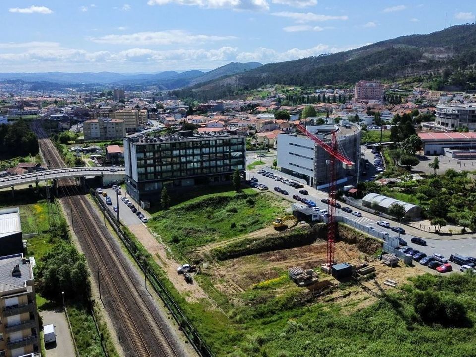 Erhvervsejendom i Valongo, Porto - foto 4