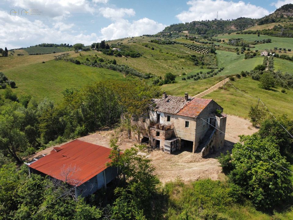 Landejendom i Ripatransone, Ascoli Piceno - foto 1