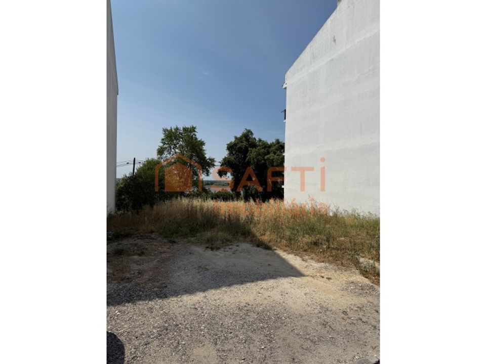 Helårsgrund i Azambuja, Lisbon - foto 1