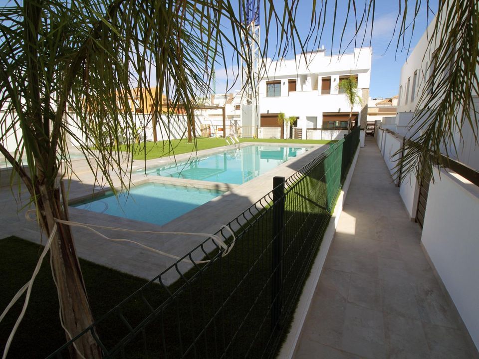 Byhus i Pilar de la Horadada, Alicante - foto 1