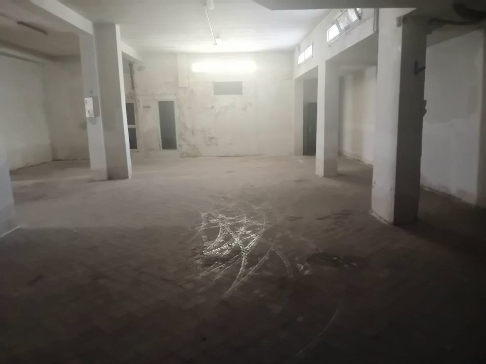 Propriedade comercial em Casalnuovo, Naples - foto 2