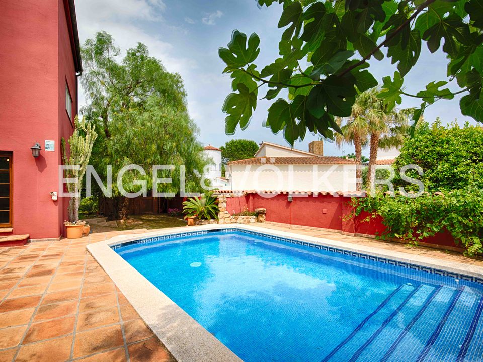 Villa i Empuriabrava, Gerona - foto 4
