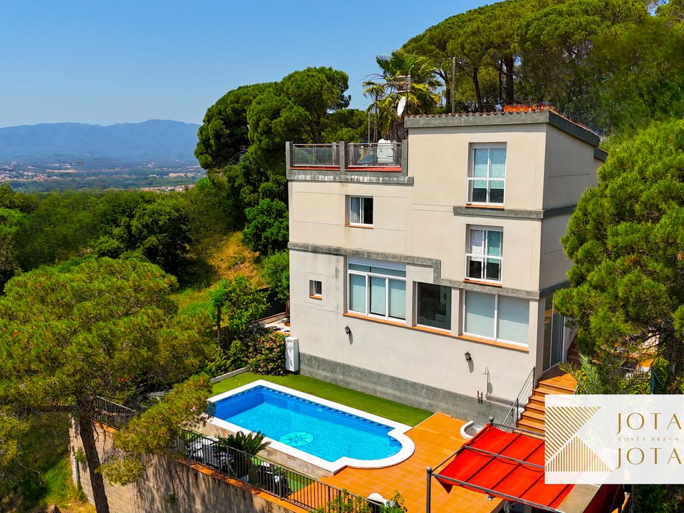 Villa a Tordera, Barcelona - foto 1