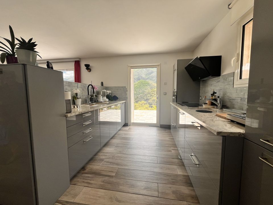 Villa a Arles-sur-Tech, Pyrenees-Orientales - foto 4