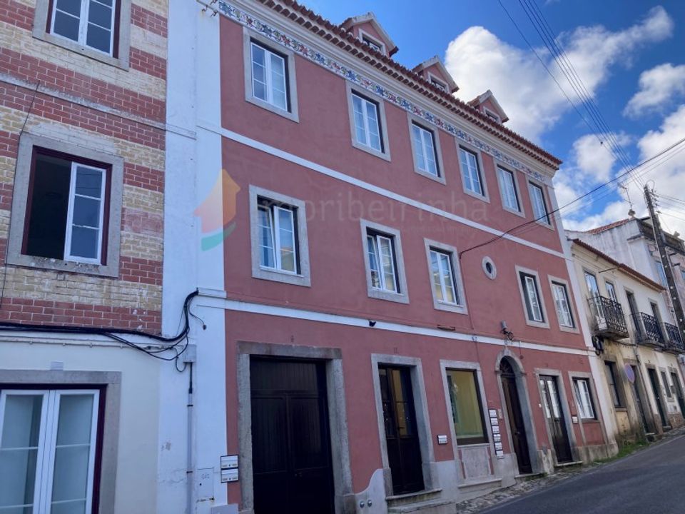 Erhvervsejendom i Almocageme, Lisbon - foto 1