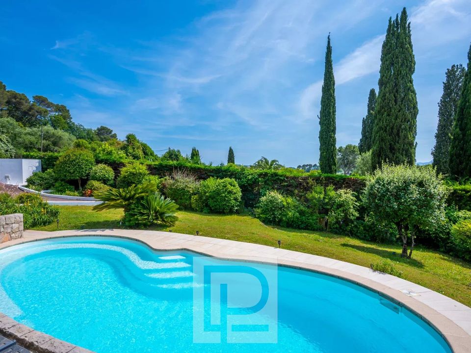 Villa i Mougins, Alpes-Maritimes - foto 1