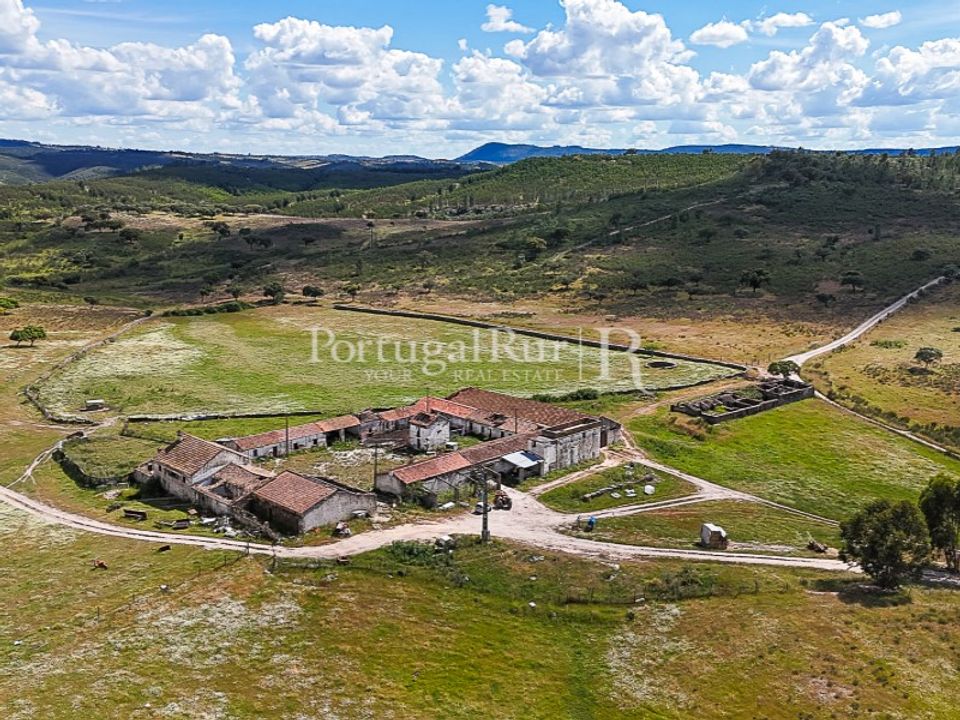 Landejendom i Vila Velha de Rodao, Castelo Branco - foto 1