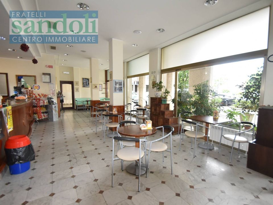 Erhvervsejendom i Vercelli, Vercelli - foto 1