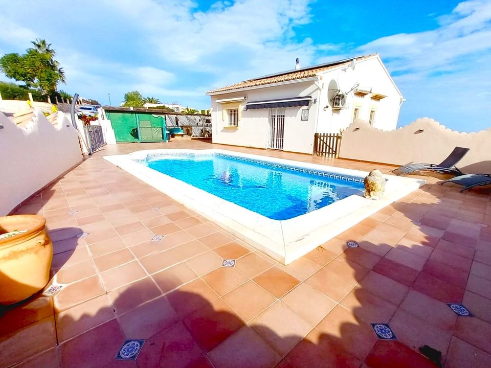 Villa i Rafol D'almunia, Alicante - foto 1