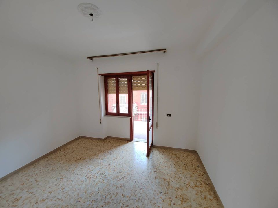 Lejlighed i Sonnino, Latina - foto 2