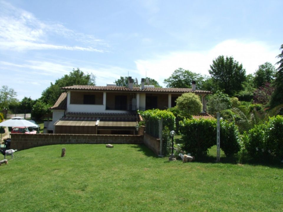 Villa i Nepi, Viterbo - foto 1