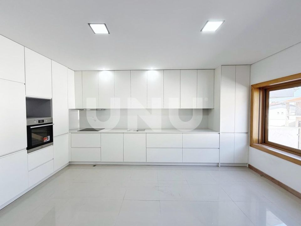 Villa i Santa Maria da Feira, Aveiro - foto 4