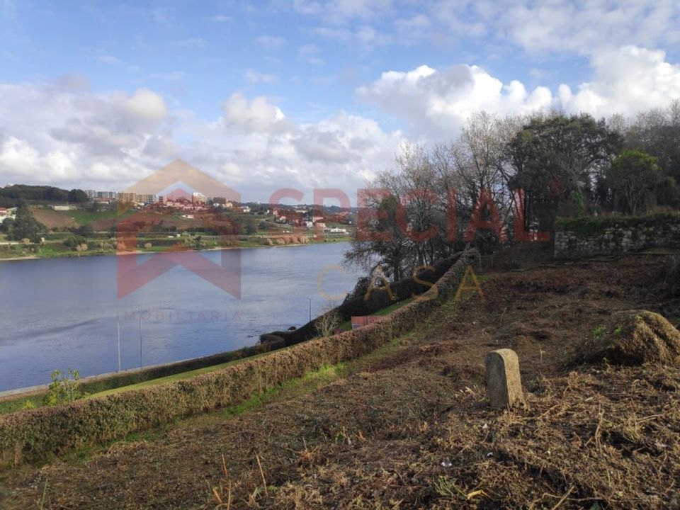 Helårsgrund i Oliveira do Douro, Porto - foto 1