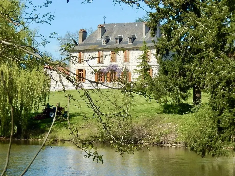 Villa i Confolens, Charente - foto 1