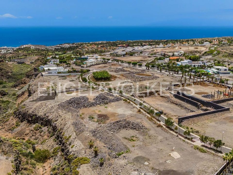 Helårsgrund i Adeje, Tenerife - foto 1