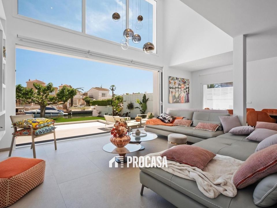 Villa i Empuriabrava, Gerona - foto 2