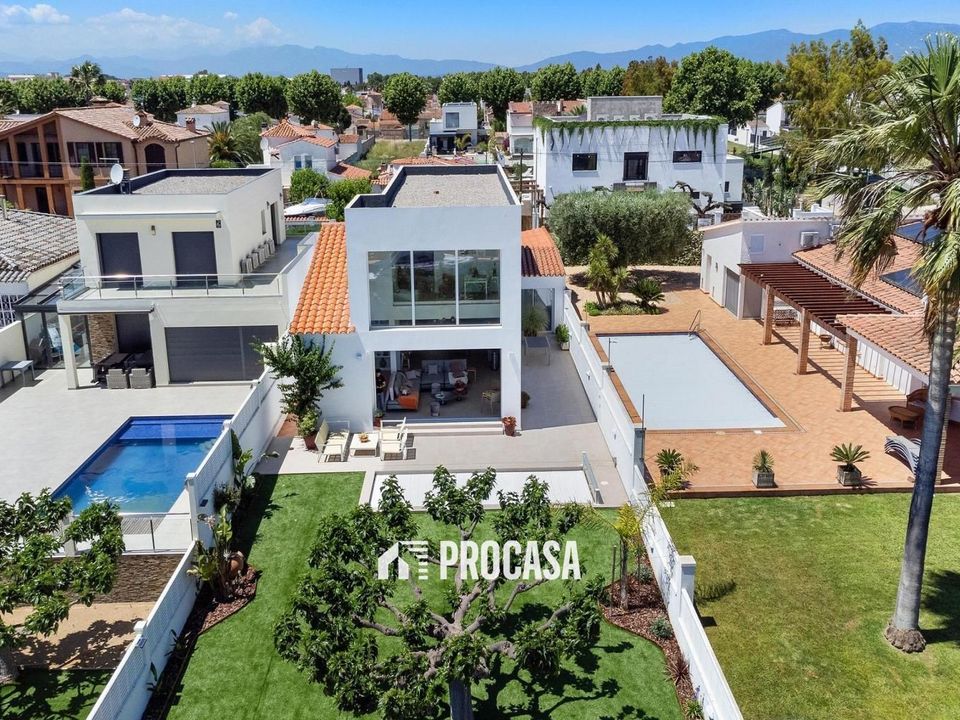 Villa i Empuriabrava, Gerona - foto 3