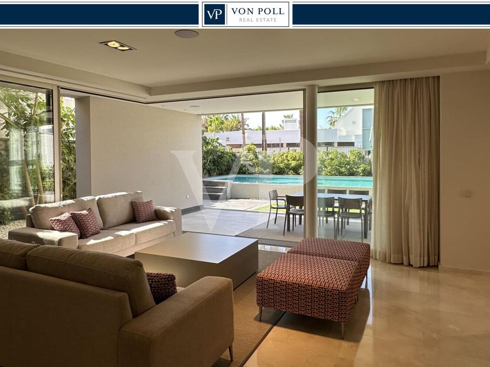 Villa i Playa De Las Americas, Tenerife - foto 1