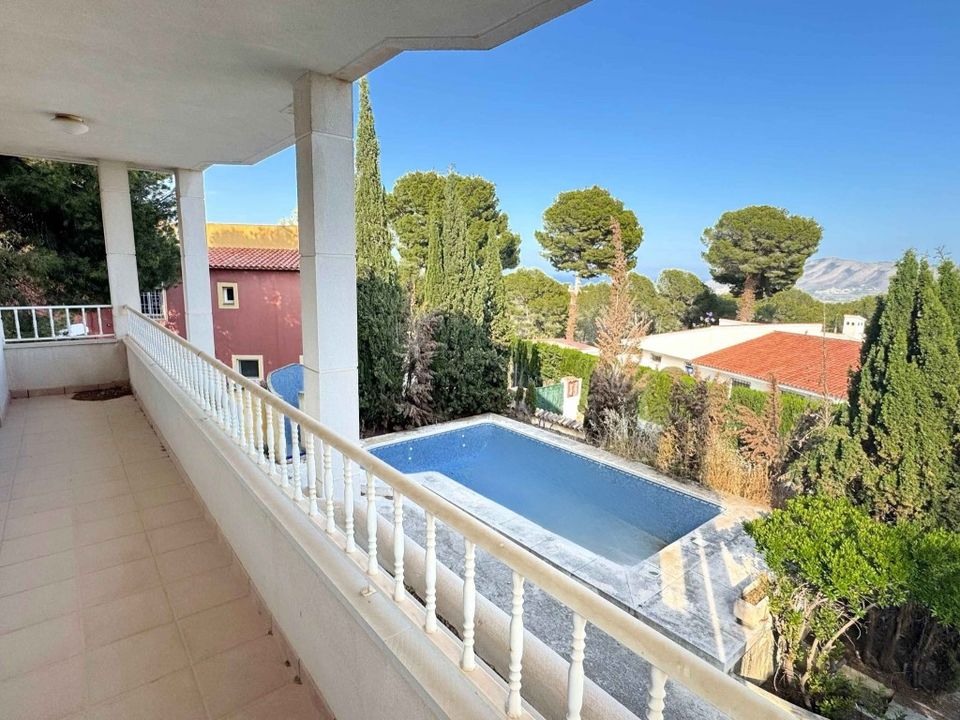 Villa i La Nucia, Alicante - foto 1