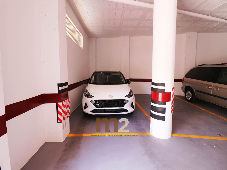 Parkeringsplass i Guardamar Del Segura, Alicante - bilde 2