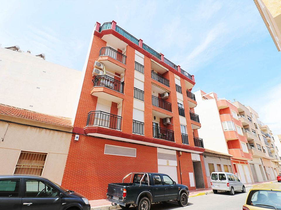 Parkeringsplass i Guardamar Del Segura, Alicante - bilde 1