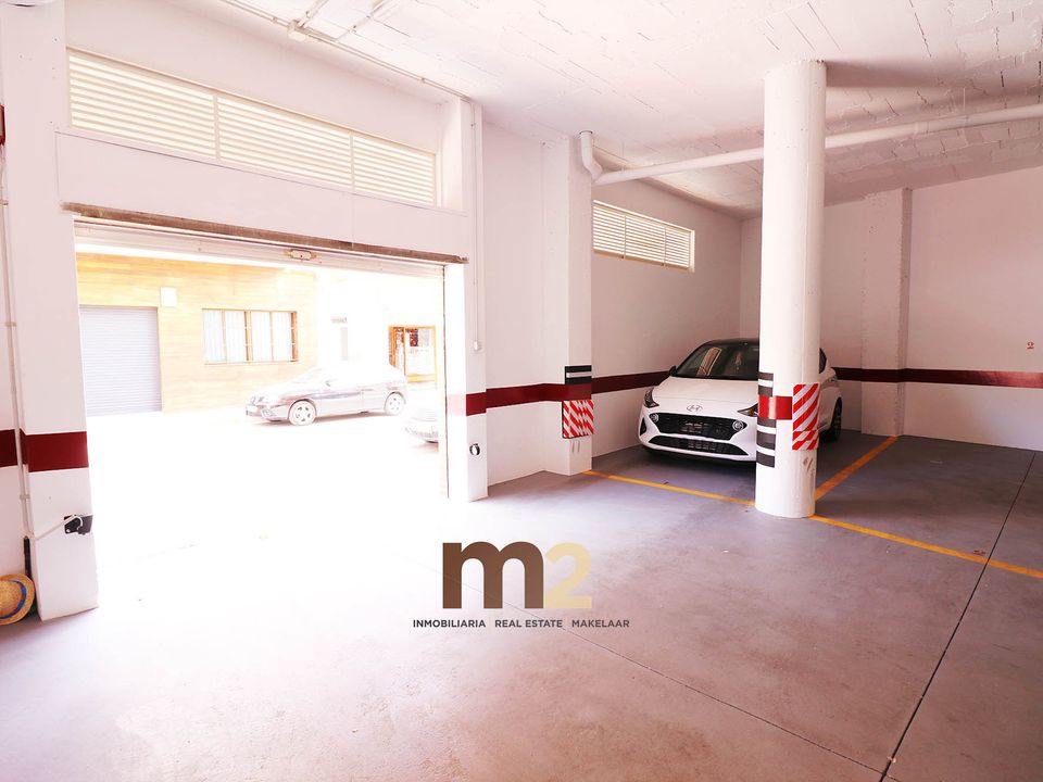 Parkeringsplass i Guardamar Del Segura, Alicante - bilde 3
