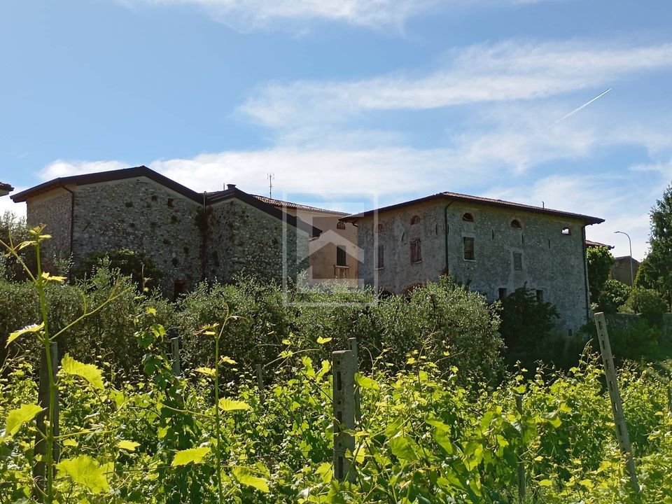 Landejendom i Puegnago Sul Garda, Brescia - foto 1