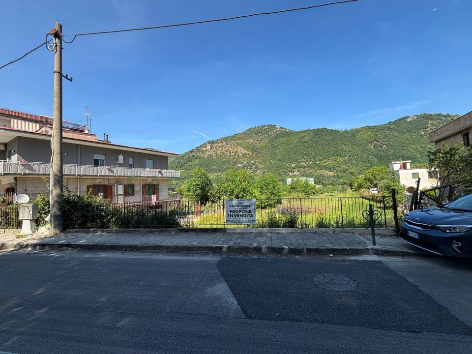 Helårsgrund i Siano, Salerno - foto 1