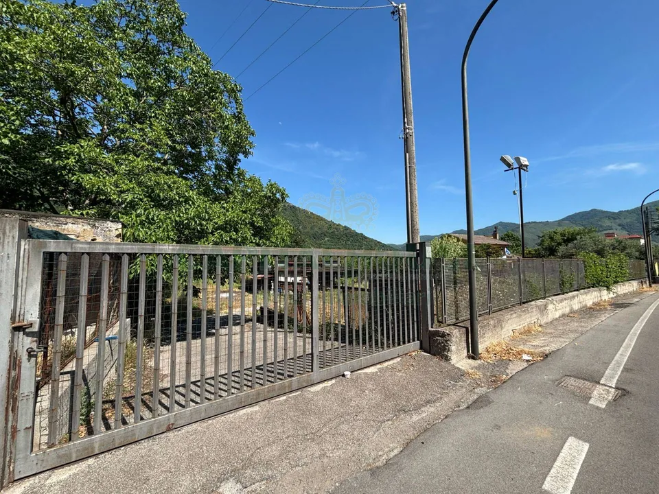 Helårsgrund i Castel San Giorgio, Salerno - foto 3