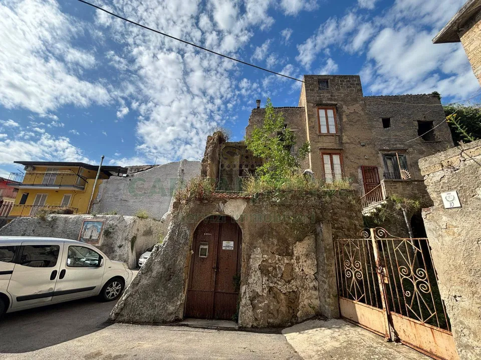 Landejendom i Castel San Giorgio, Salerno - foto 1