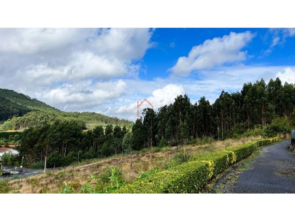Helårsgrund i Guimaraes, Braga - foto 1