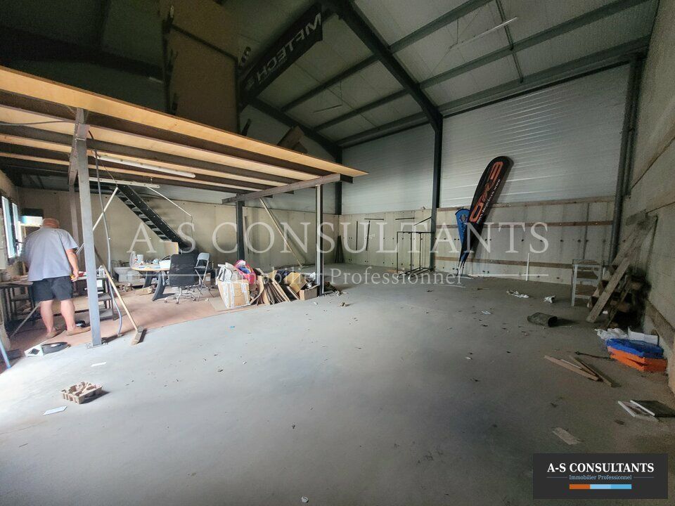 L'establiment comercial a Saint-Pierre-de-Bœuf, Loire - foto 3