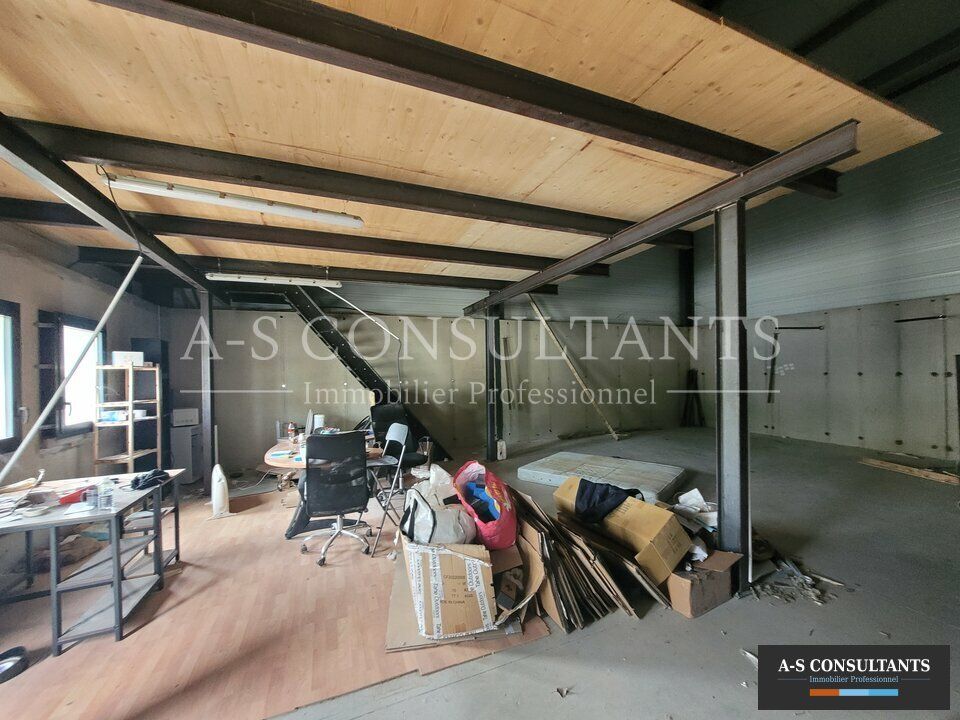 L'establiment comercial a Saint-Pierre-de-Bœuf, Loire - foto 4