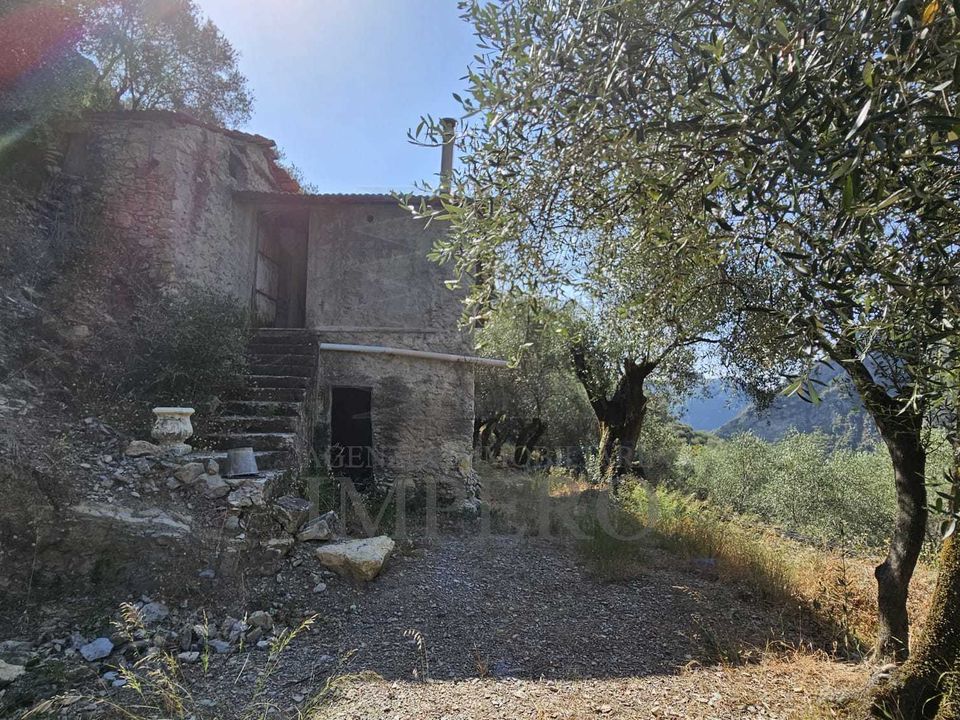 Villa i Airole, Imperia - foto 1