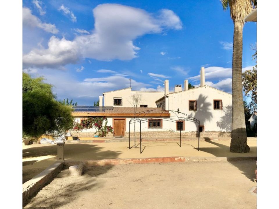 Erhvervsejendom i Mutxamel, Alicante - foto 1